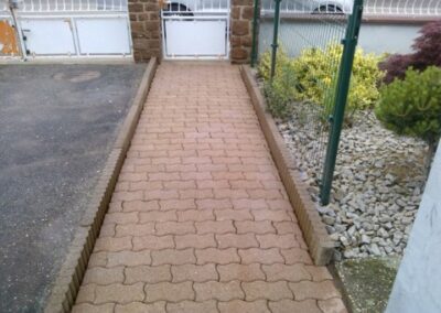 Traitement anti-mousse-hydrofuge sur Landivisiau